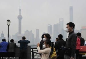 3061E33E00000578-3408701-While_smog_can_cause_heart_disease_lung_cancer_and_high_blood_pr-a-38_1453309207139